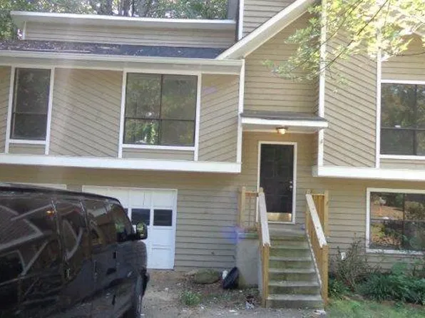 996 Park Forest Trl, Lilburn, GA 30047