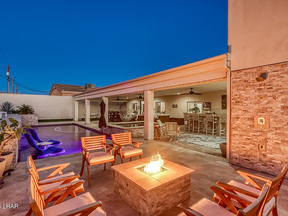 3rd image of 3501 Hollister Dr