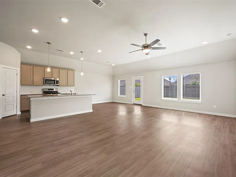 8635 Jetty Glen Dr — Photo 36