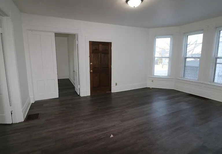 153 Brockway Ave — Photo 23