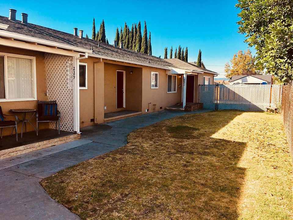 1st image of 231 McDonald Ave