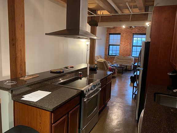 3rd image of 6533 E Jefferson Ave #52/240E