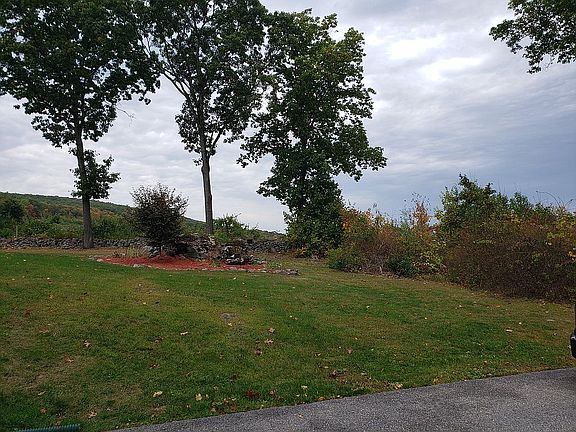 5th image of 24 Cuomo Dr