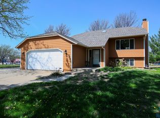 730 N Montgomery Ct, Sioux Falls, SD 57103