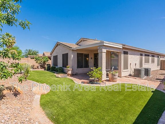 3rd image of 165 E Rock Wren Dr