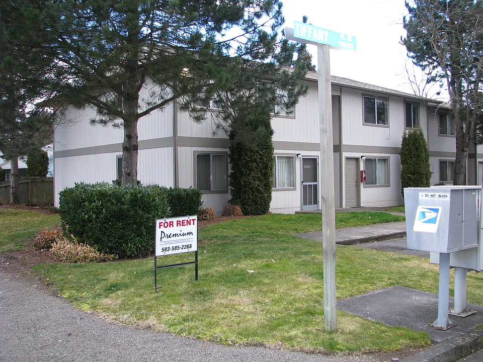 Quiet Two Bedroom Apartment in Keizer