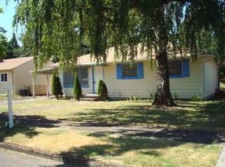410 W Exeter St, Gladstone, OR