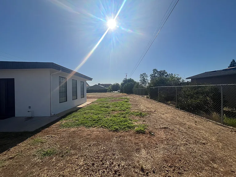 37102 Avenue 12 — Photo 13