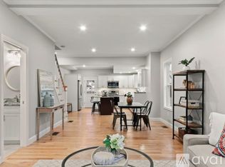 12 Main St #12, Woburn, MA 01801