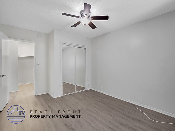 4th image of 830 N Acacia St #60606267