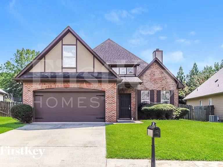 1260 Sierra Ct — Photo 1