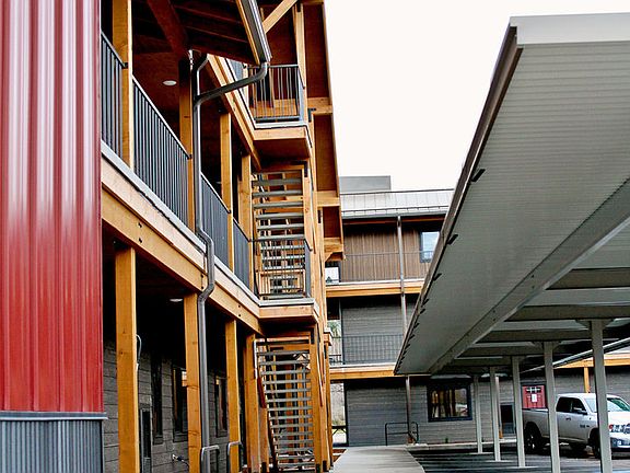 3rd image of 4015 S Russell St #103