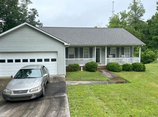 1 Grace Dr, Thomasville, NC 27360