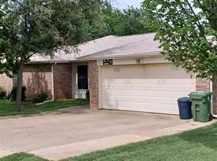 7032 Daleview Trl, Fort Worth, TX 76182