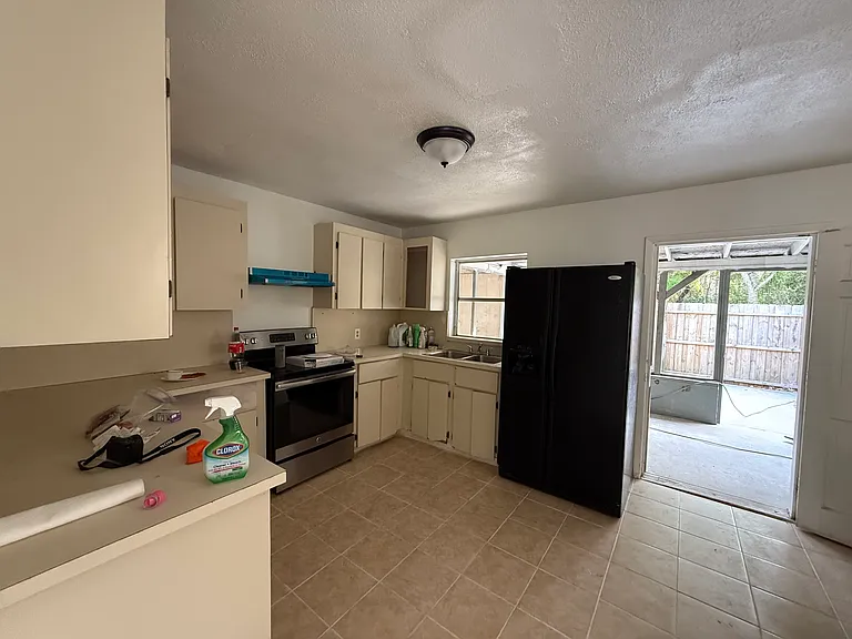 5074 Mapletree Ln — Photo 5