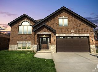 8614 Major Ave, Burbank, IL