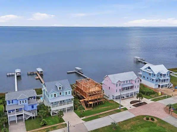 26702 Bay Water Dr, Galveston, TX 77554
