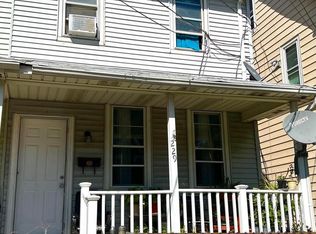 229 Taylor St, Riverside, NJ 08075
