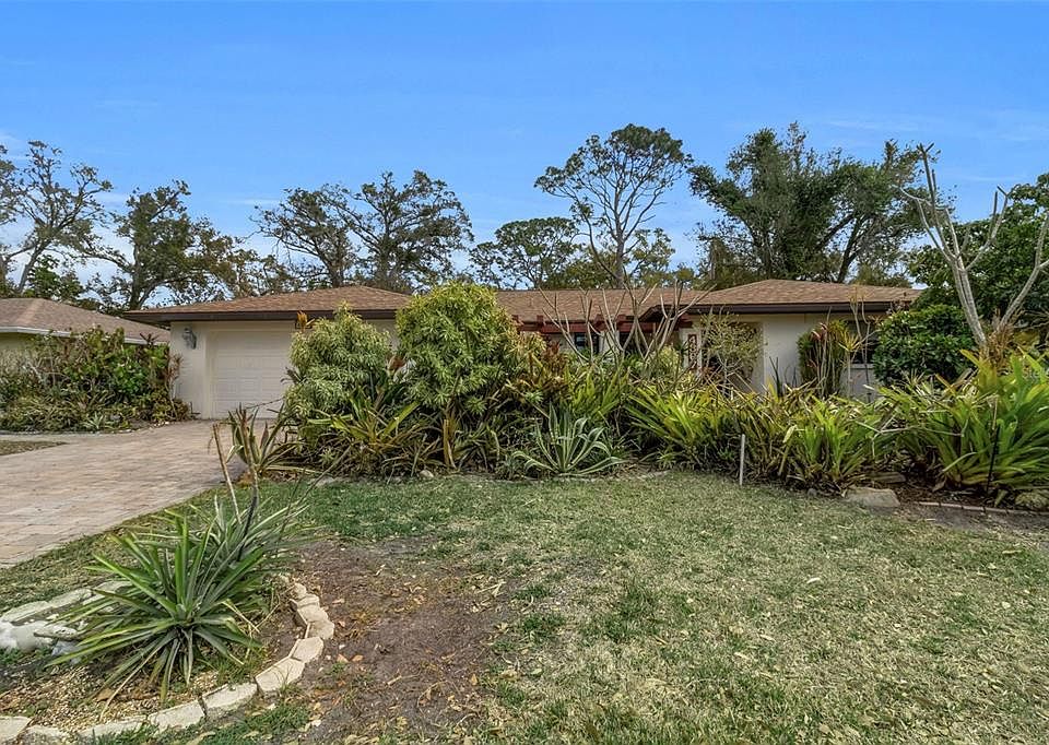 1st image of 4867 HUNTLEIGH DRIVE