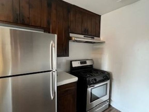 3rd image of 4822-4826 Cypress St #4826B