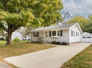 1216 7th Ave NW, Rochester, MN 55901