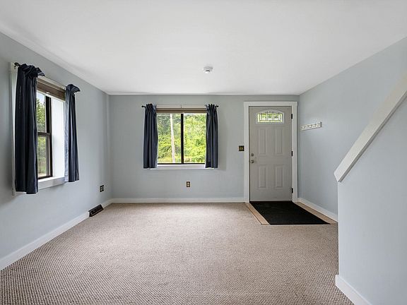 4th image of 21 Huntington Place