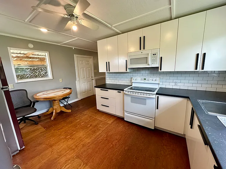 702 Pittsburgh Ave — Photo 8