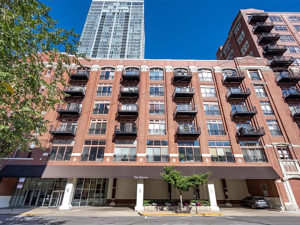 1st image of 360 W Illinois St APT 313