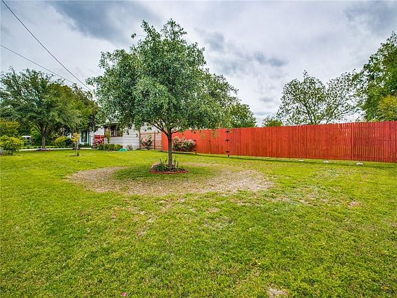 4th image of 7705 Longfield Dr