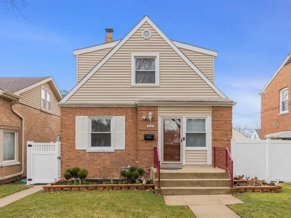 2527 Elm St, River Grove, IL 60171