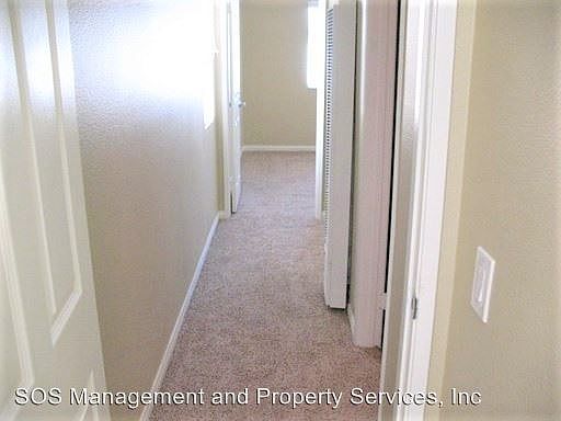 4th image of 4638 Kensington Dr Unit 1
