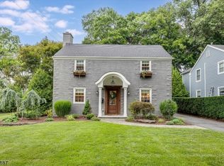 24 Ridge Rd, Glen Rock Boro, NJ 07452