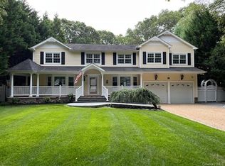 48 River Heights Drive, Smithtown, NY