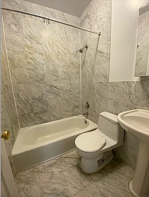 Rented by MOTION New York | media 10