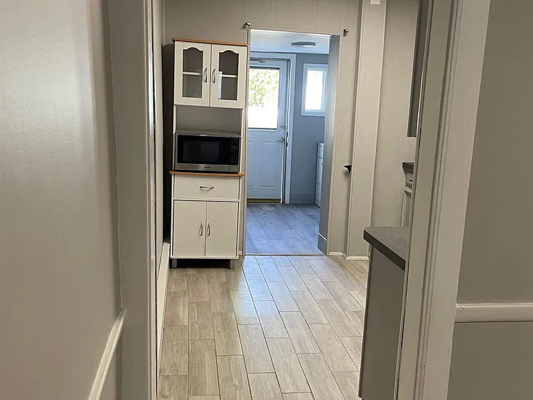 4718 Silverwood St — Photo 7