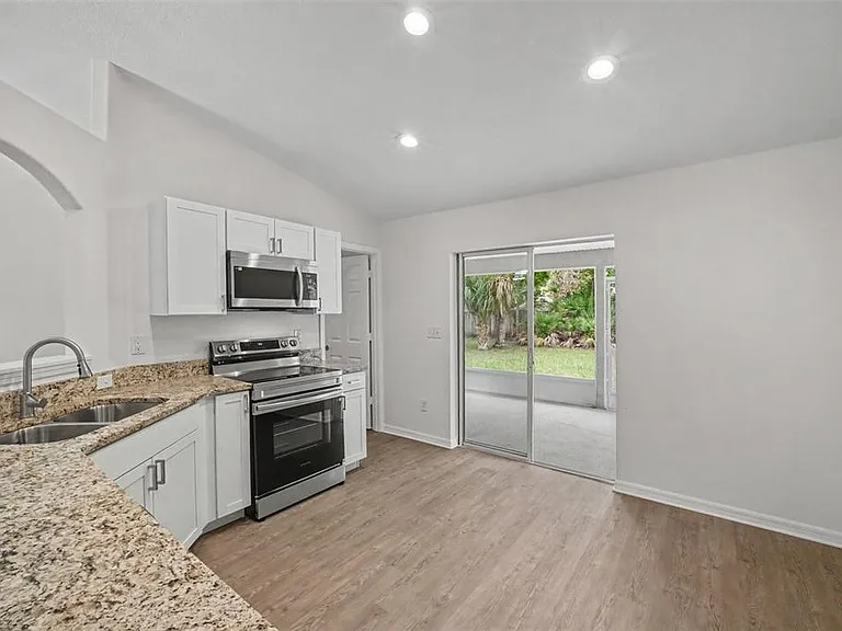30 Piermount Ln — Photo 5