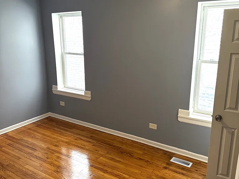 8118 S Throop St #MAIN — Photo 10