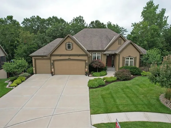 7721 N Hull Ave, Kansas City, MO 64151