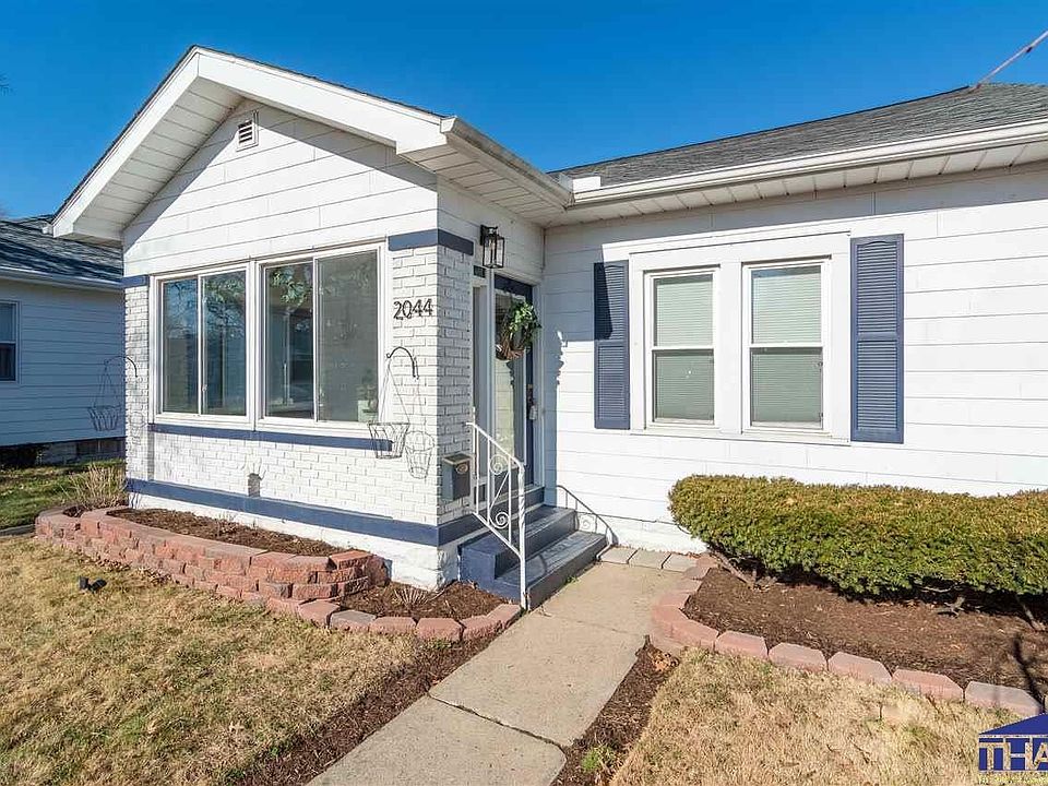 2044 Deming St, Terre Haute, IN 47803 Zillow