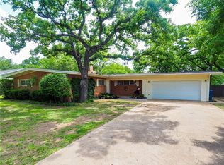 4003 Oakdale Dr, Brownwood, TX 76801