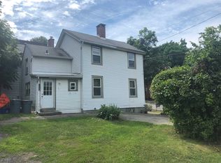21 Whinfield St, Poughkeepsie, NY 12601