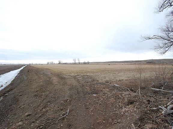 3rd image of 16 High Way
