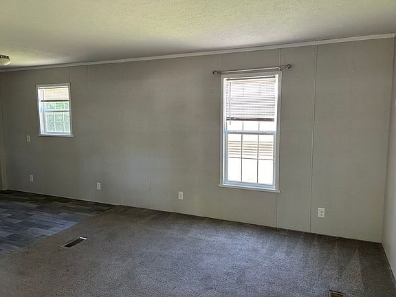 2nd image of 141 Jasmine Dr