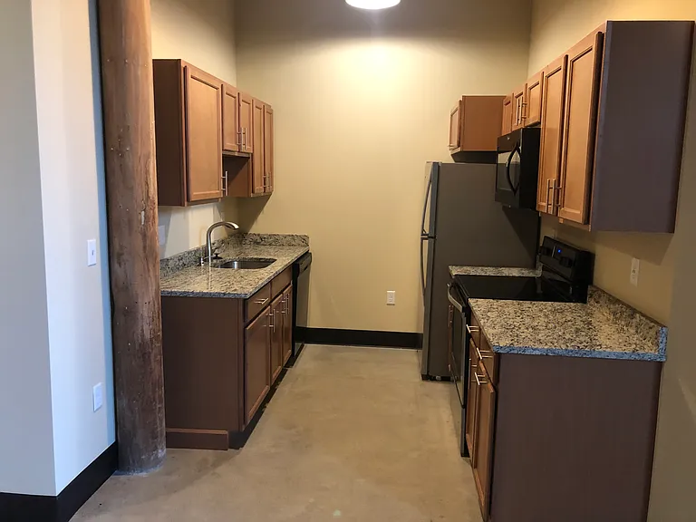 Apt 310 2 BR kitchen