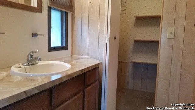 8434 Braewick Dr — Photo 6