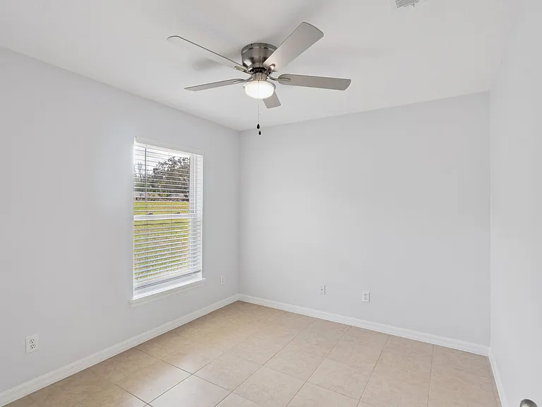 106 W Minneola St — Photo 15