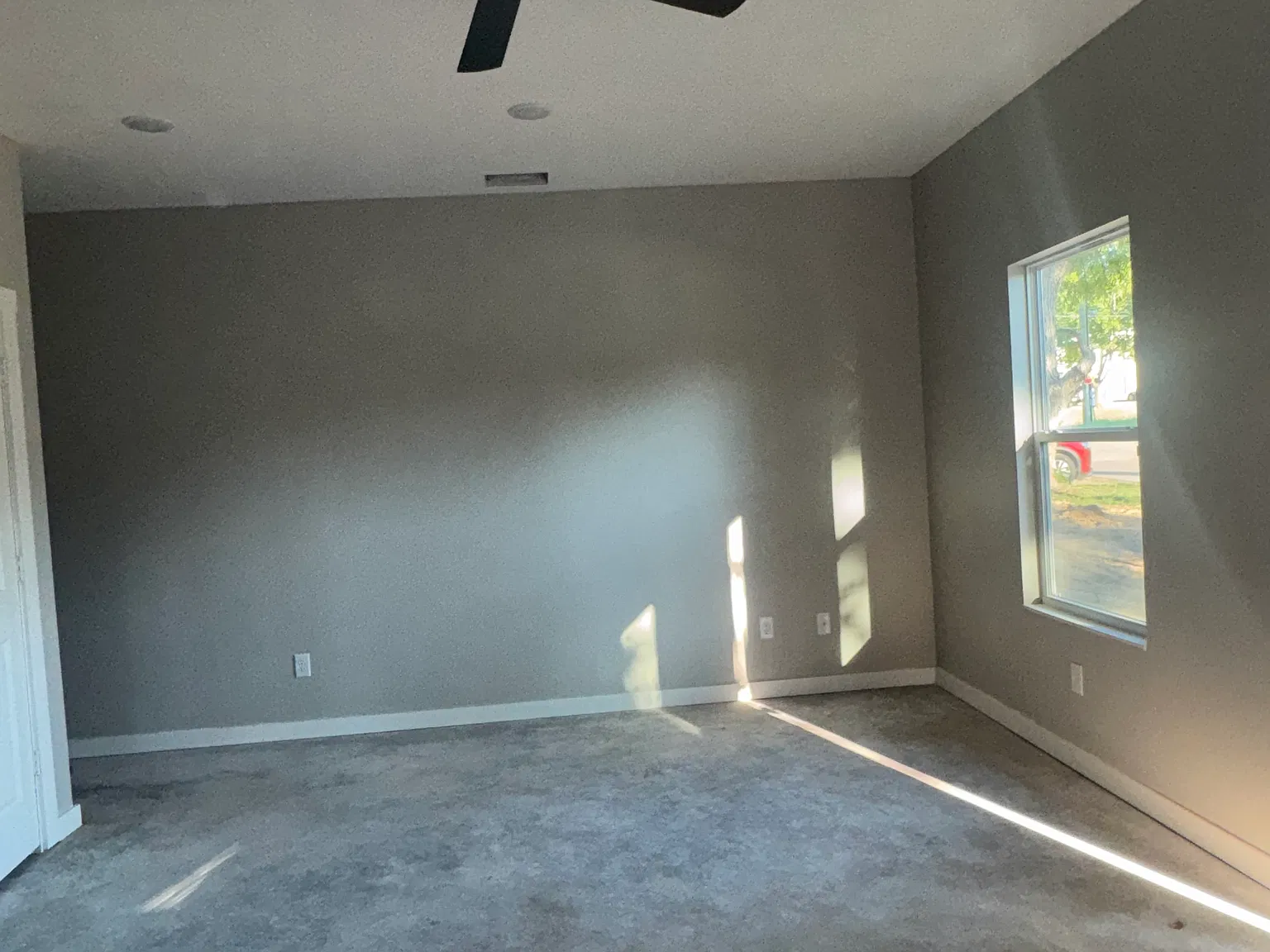 2 bed, $1,300 — Photo 4
