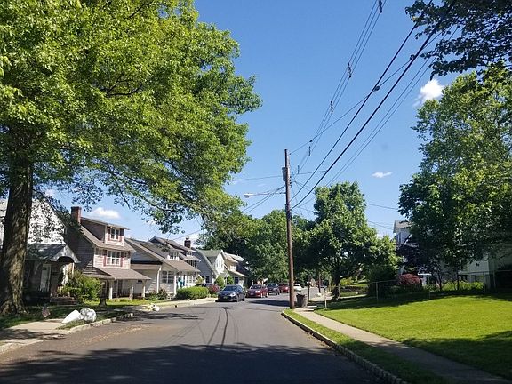 5th image of 257 Claremont Ave