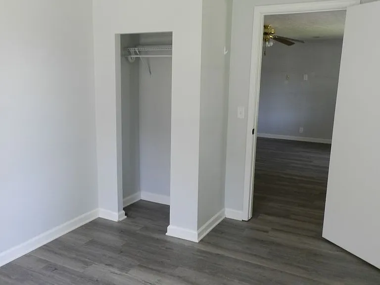 204 Dyer St — Photo 12
