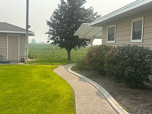 7100 Whitley Dr — Photo 17